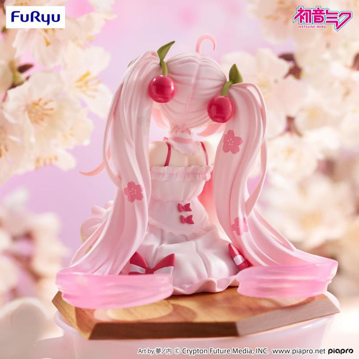 Vocaloid Sakura Miku (2025 Wink Ver.) Noodle Stopper Figure