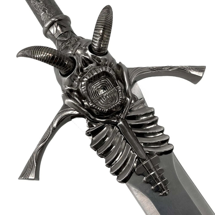 Devil May Cry – Dante's Rebellion Sword with Wall Plaque 389
